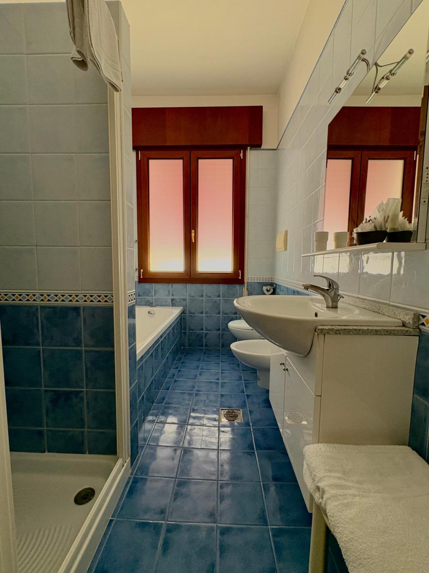 Hotel Fortuna 基奥贾 外观 照片